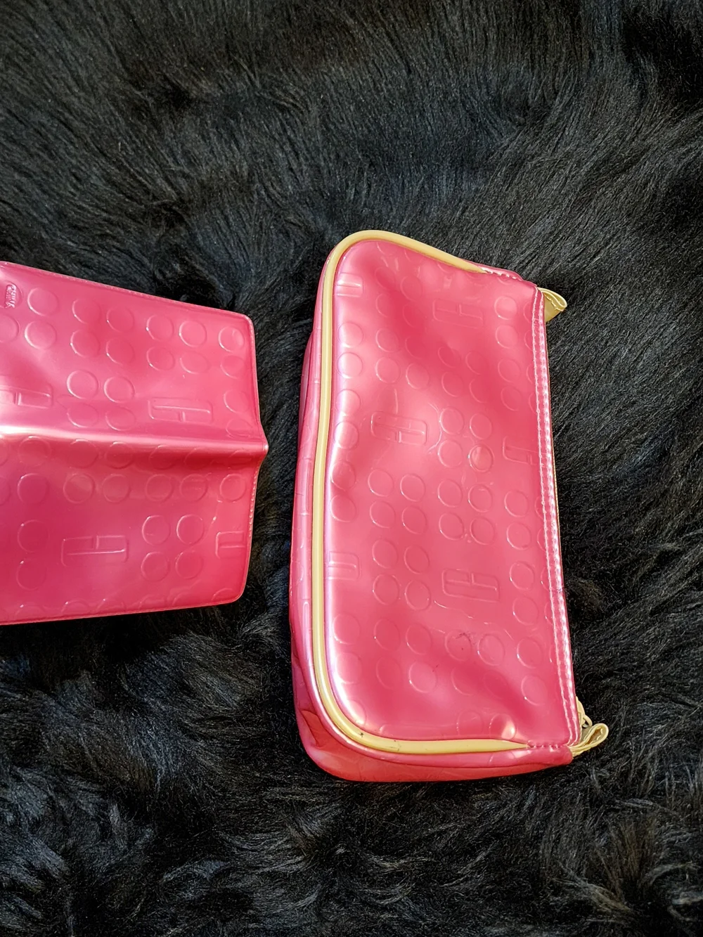 Clinique Hot Pink Cosmetic Pouch Set with Card Case - Picture 5 of 16